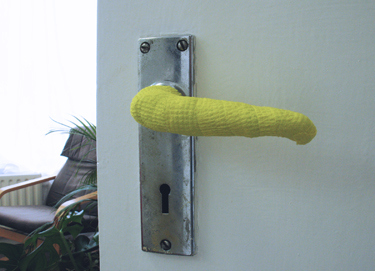 waiting-room-mid-view_OliviaHasset_deAppendix_intervention_2014